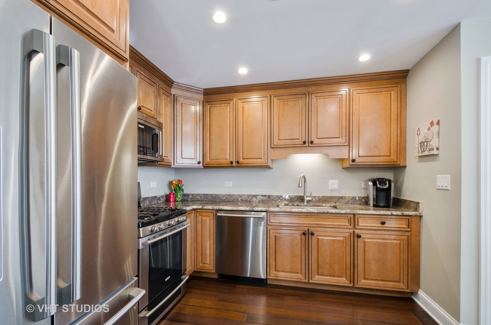 70 South Dee Road, Unit B Park Ridge, IL 60068 - Photo 9 of 28