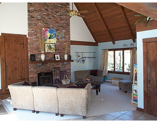 7 Oak Ridge Road Littleton, MA 01460 - Photo 5 of 7 a living room with furniture and a window