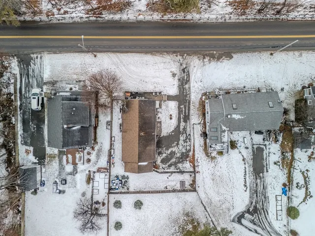 $529,500 | 69 Pond Street, Georgetown, MA 01833