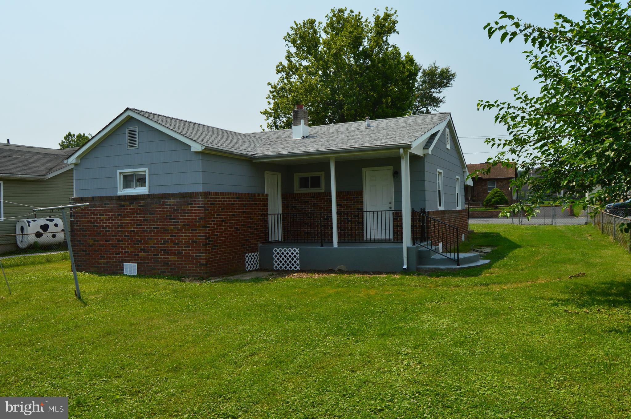 44 Chandelle Road Baltimore, MD 21220 - Photo 2 of 40