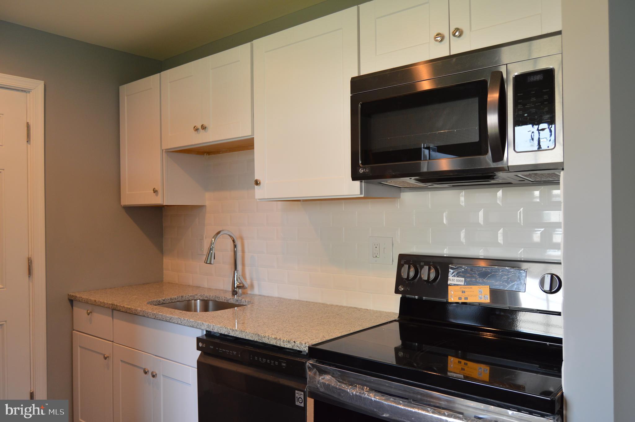44 Chandelle Road Baltimore, MD 21220 - Photo 3 of 40