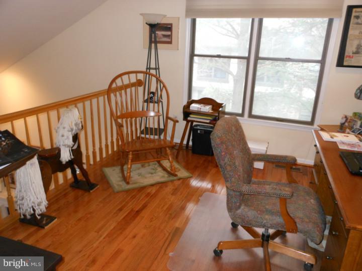 216 Springhouse Pond Wayne, PA 19087 - Photo 17 of 20 Loft