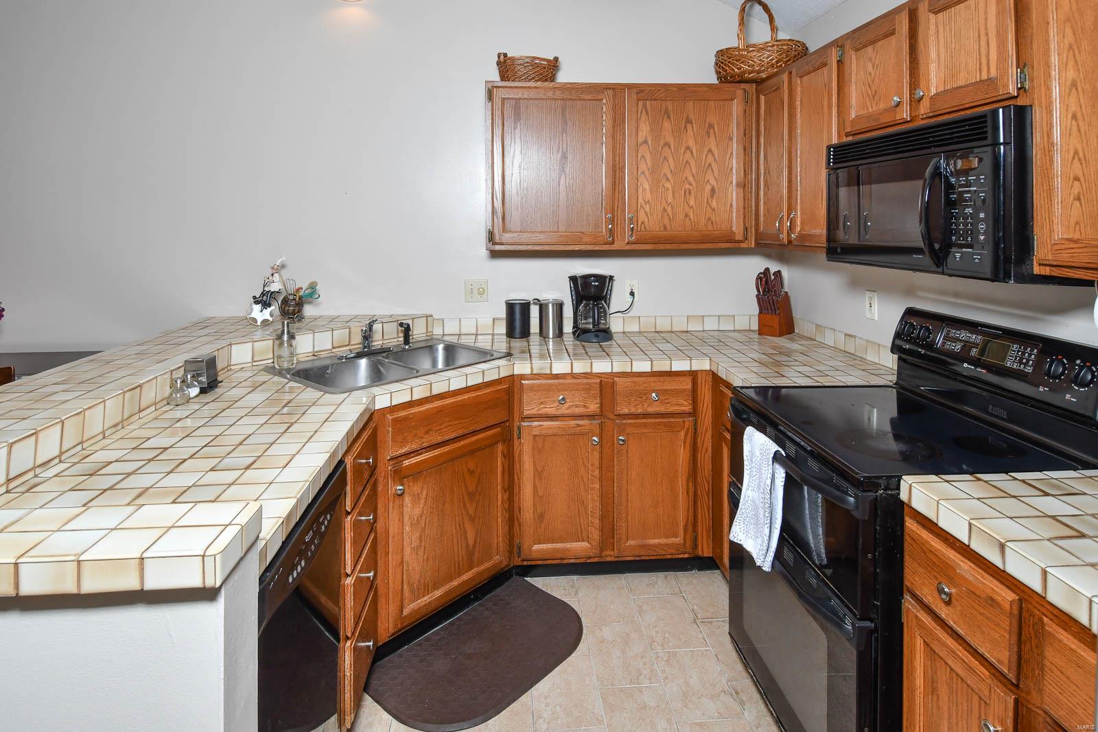 1404 Hemingway Lane, Unit A Weldon Spring, MO 63304 - Photo 17 of 31 Gallery Image 17