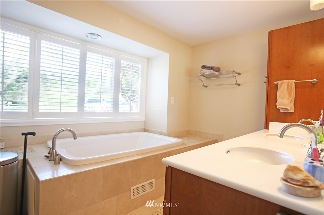 19609 Whiteman Cove Road Southwest Longbranch, WA 98351 - Photo 11 of 25