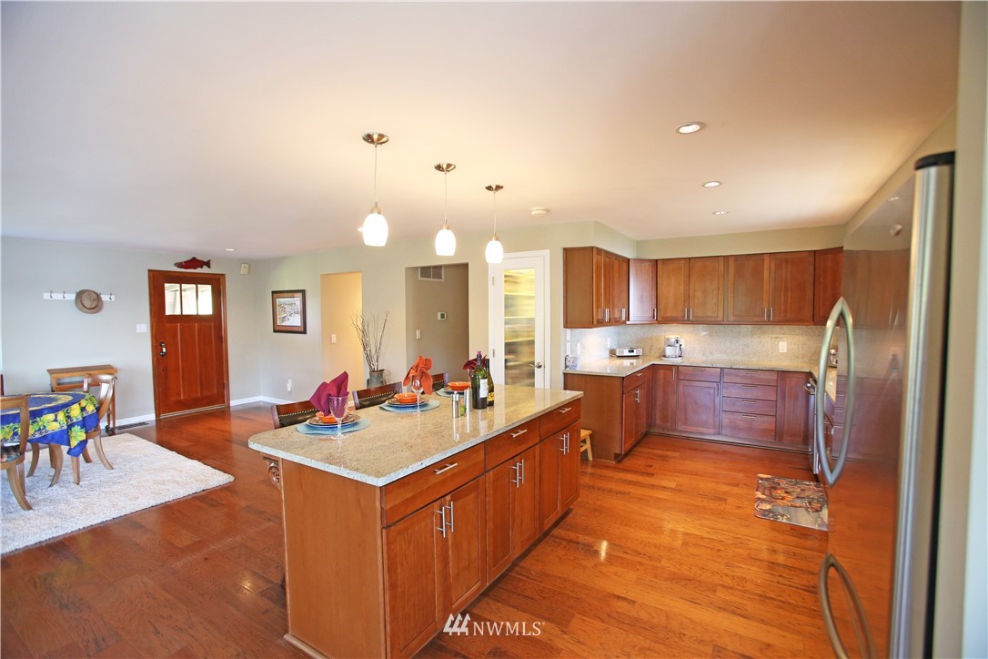 19609 Whiteman Cove Road Southwest Longbranch, WA 98351 - Photo 5 of 25