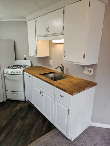 $950 | 234 Brayton Road, Greece, NY 14616