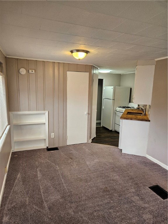 234 Brayton Road Greece, NY 14616 - Photo 4 of 20