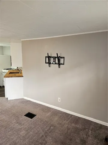 $950 | 234 Brayton Road, Greece, NY 14616