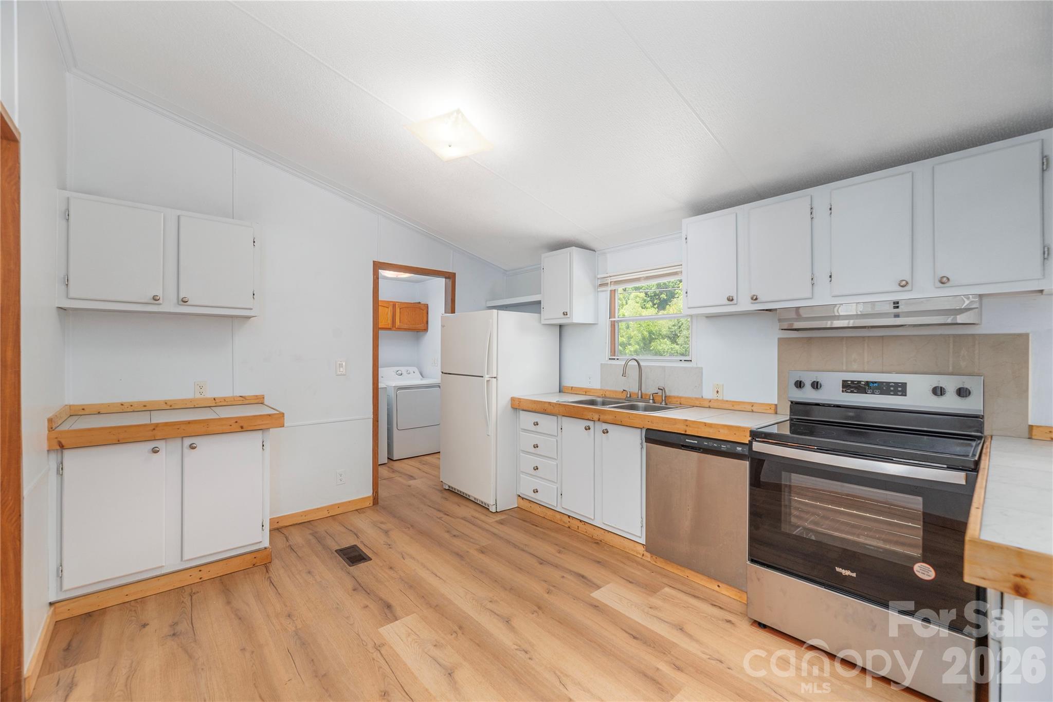 1458 Old Balsam Road Waynesville, NC 28786 - Photo 6 of 26