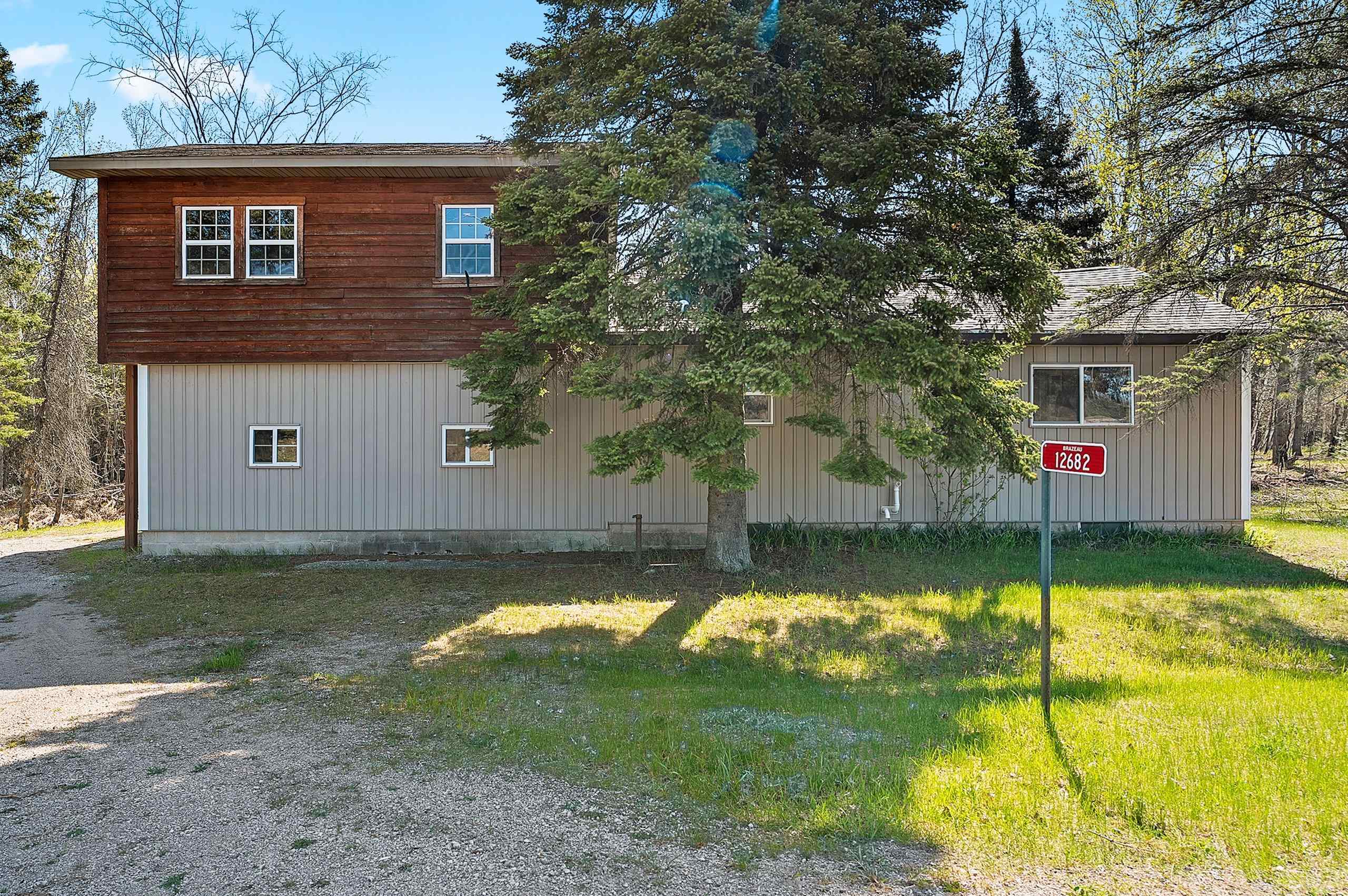 12682 Parkway Road Pound, WI 54161 - Photo 5 of 51