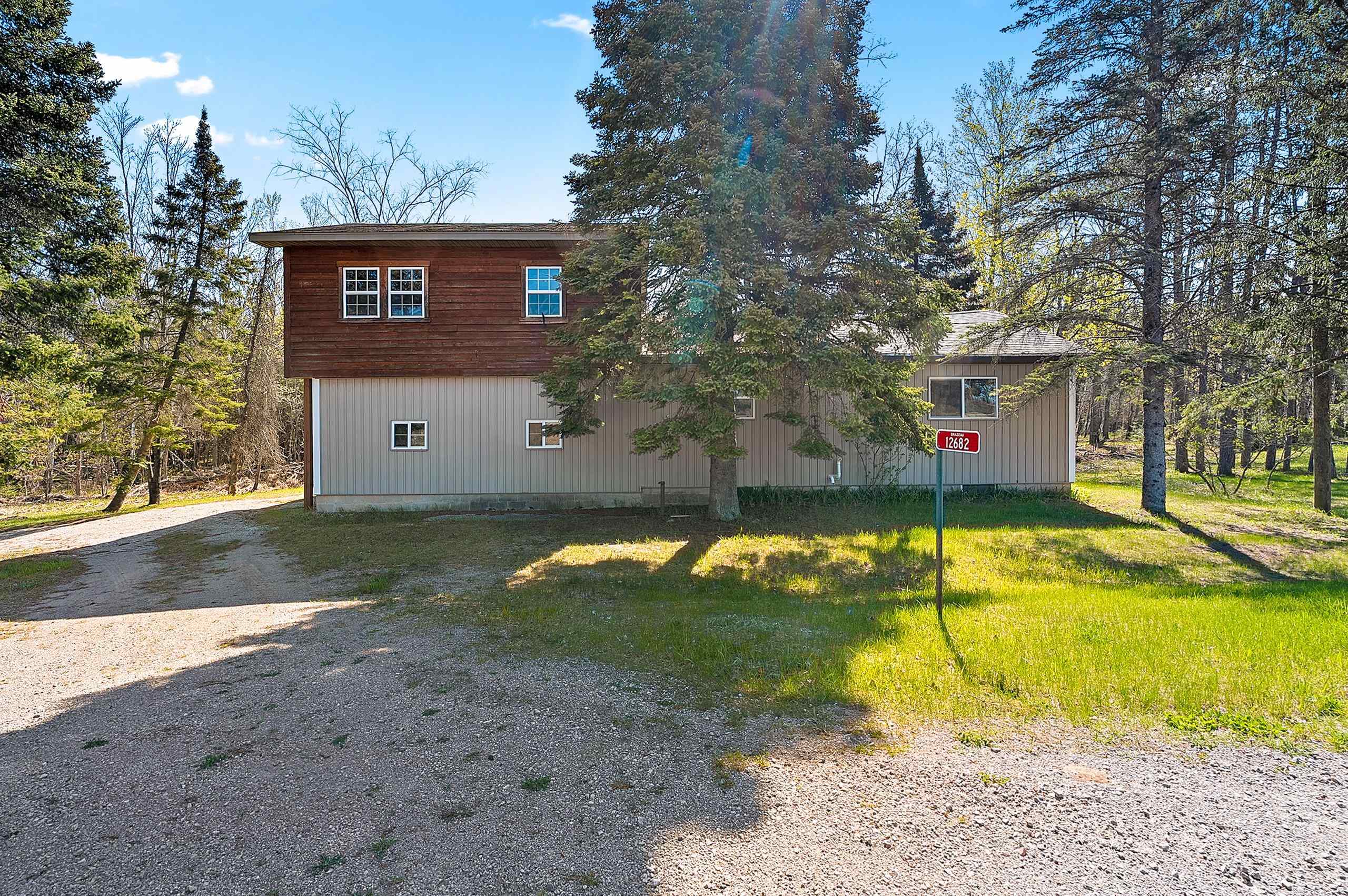 12682 Parkway Road Pound, WI 54161 - Photo 6 of 51