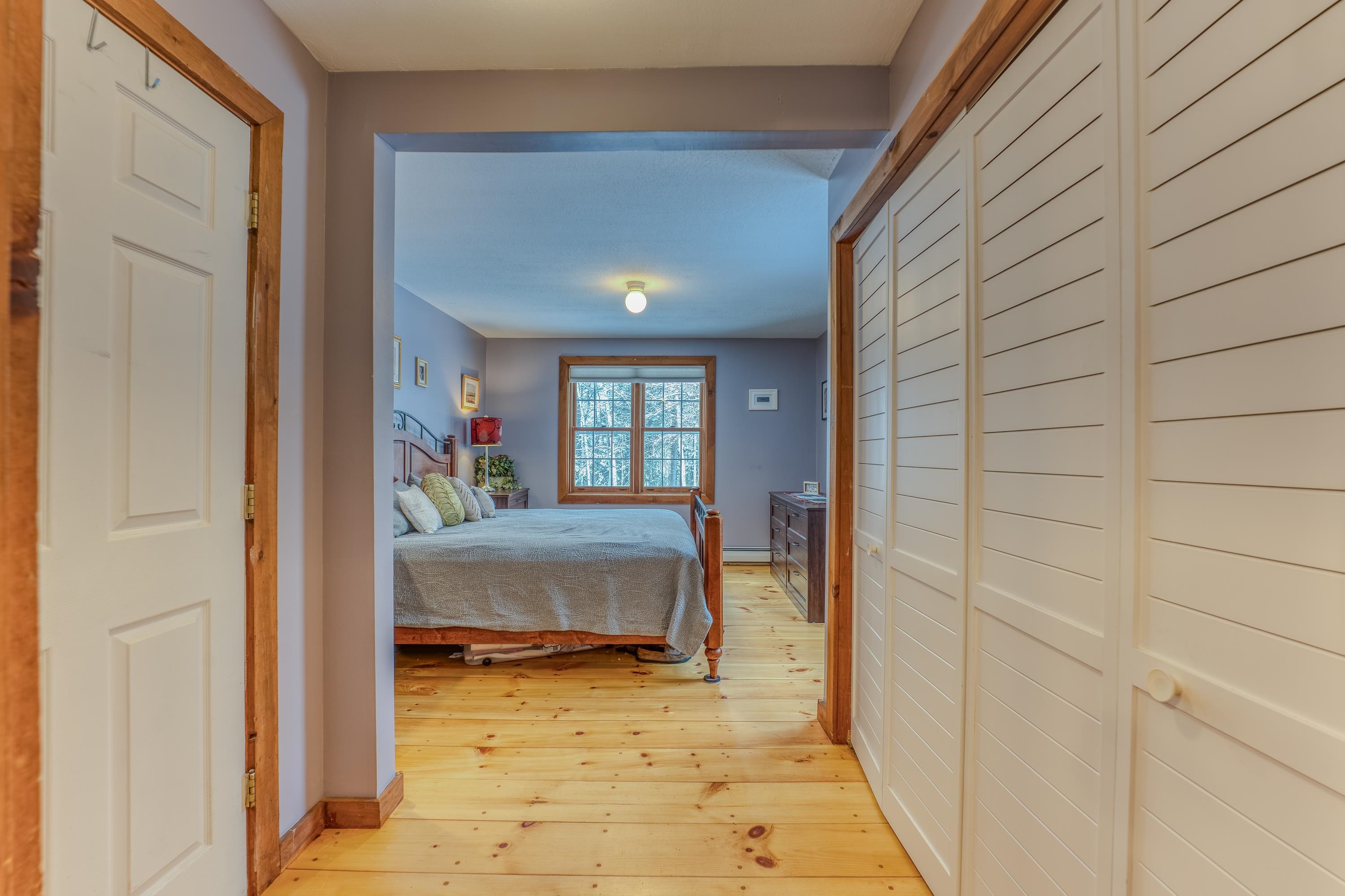 33 Spring Street Whitefield, NH 03598 - Photo 4 of 27