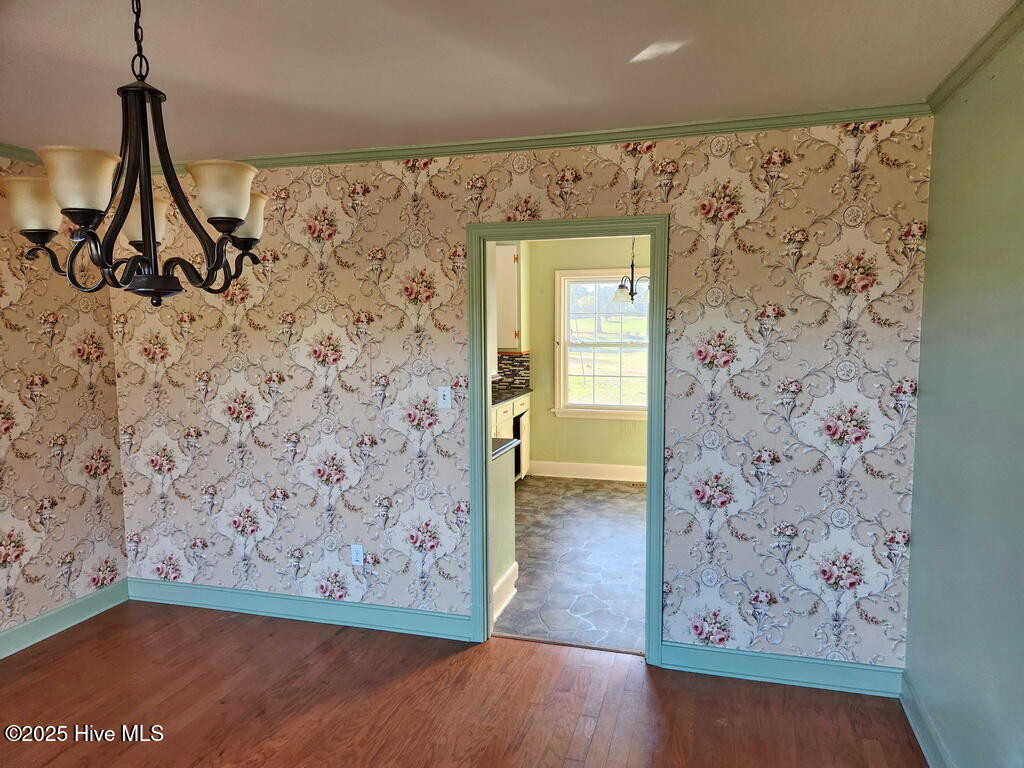 1235 Garrett Road Williamston, NC 27892 - Photo 8 of 26 12 DINING