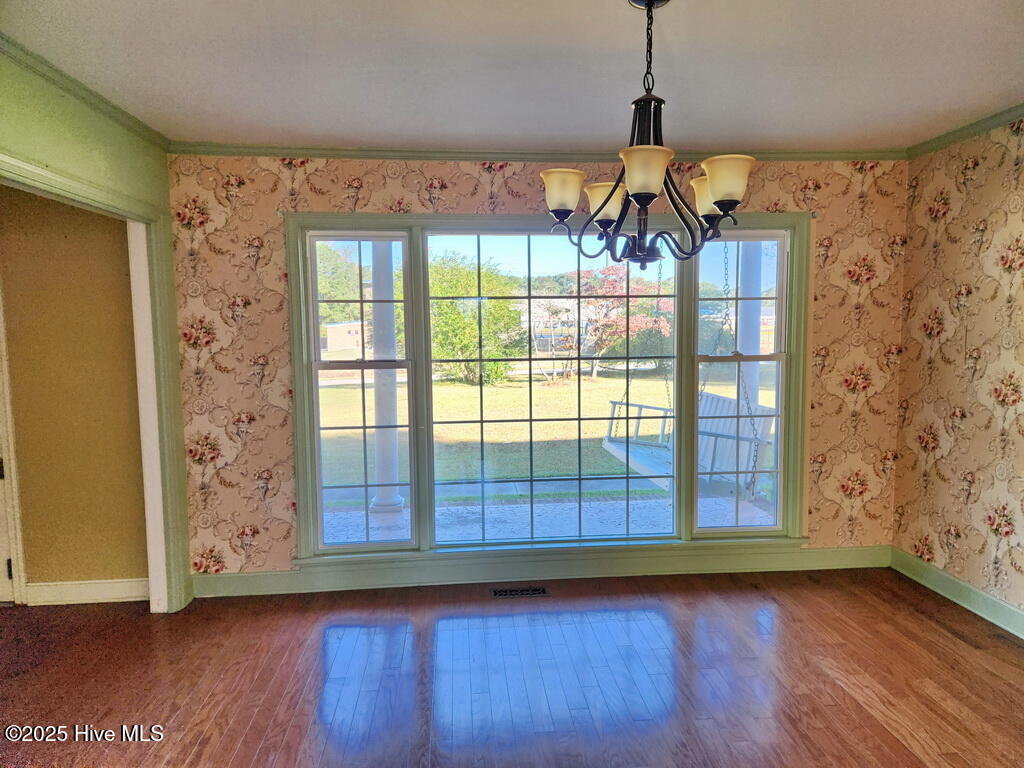 1235 Garrett Road Williamston, NC 27892 - Photo 9 of 26 13 DINING