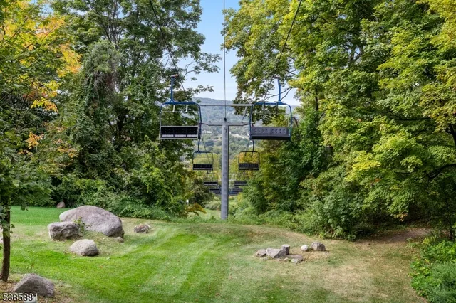 $210,000 | 4 Attitash Drive, Unit 6, Vernon, NJ 07462