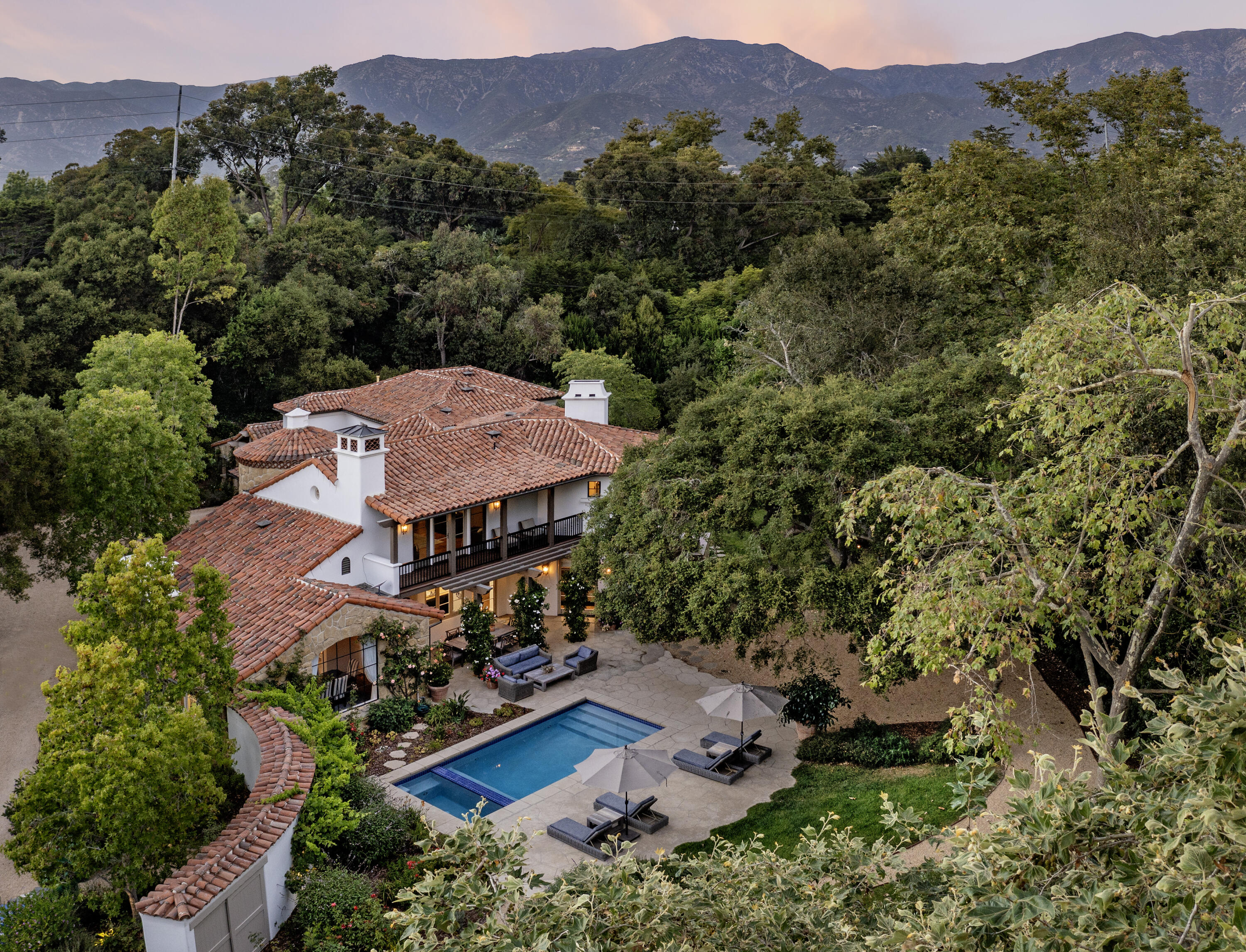 290 Sheffield Drive, Santa Barbara, CA 93108 | MLS #24-3994 | Compass