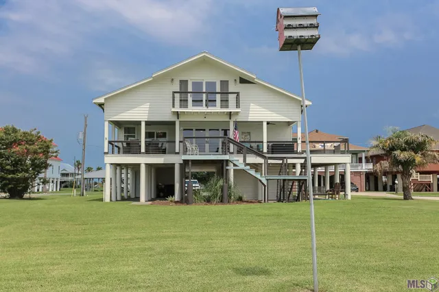 $875,000 | 115 Seagull Lane, Lake Charles, LA 70607