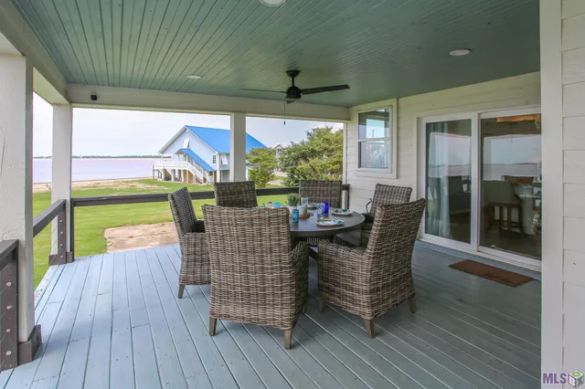 $875,000 | 115 Seagull Lane, Lake Charles, LA 70607