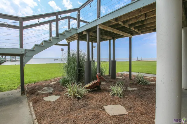$875,000 | 115 Seagull Lane, Lake Charles, LA 70607