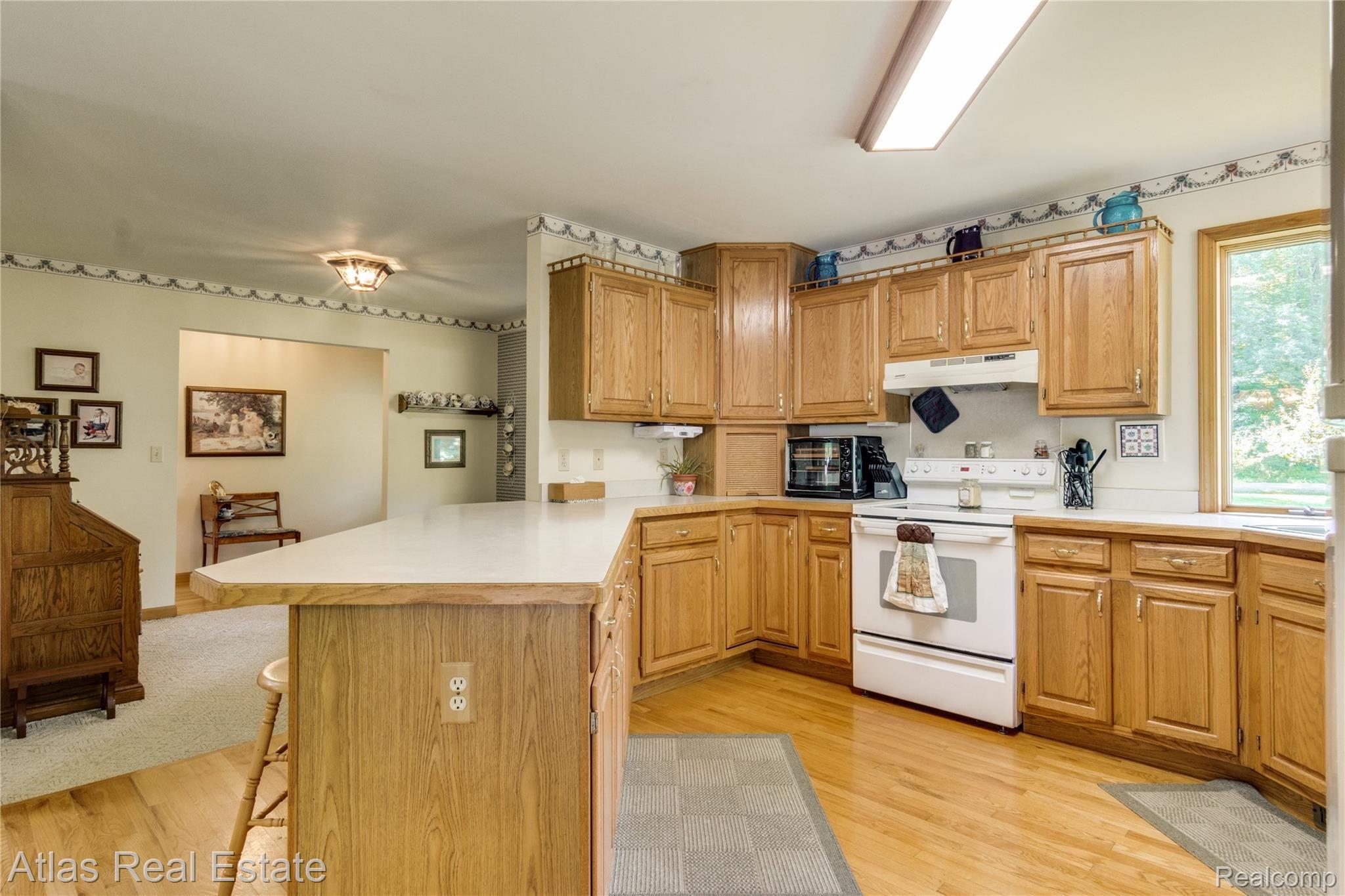 1717 Pero Lake Road Lapeer, MI 48446 - Photo 26 of 58 Interiors (7 of 43).jpg
