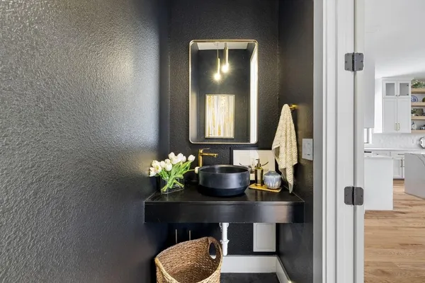 $1,195,900 | 4245 County Road 1096, Celeste, TX 75423