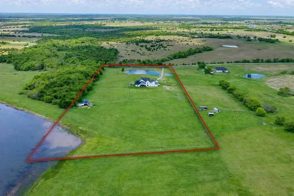 $1,195,900 | 4245 County Road 1096, Celeste, TX 75423