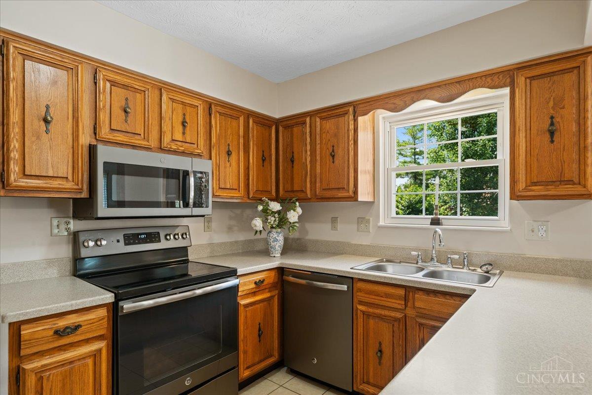 3783 Riva Ridge Drive Hamilton, OH 45011 - Photo 10 of 53