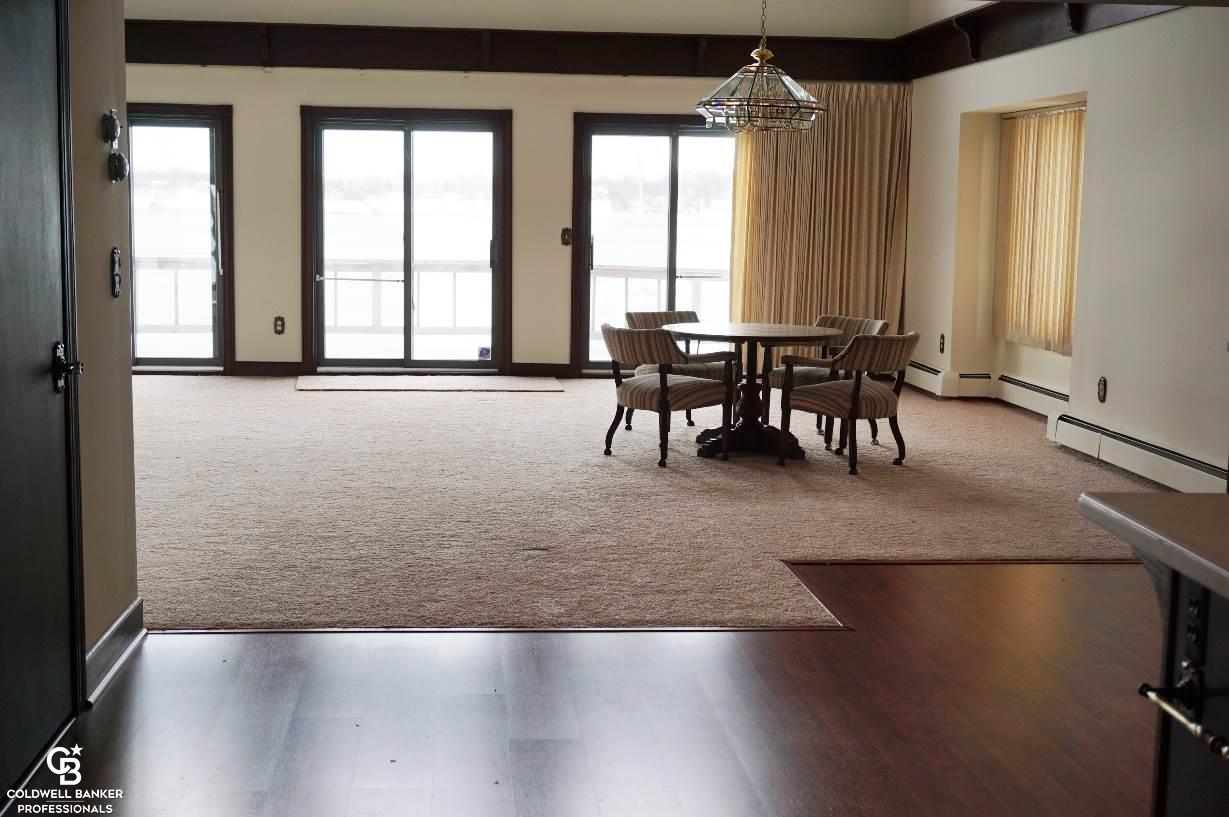 1311 North River Road St. Clair, MI 48079 - Photo 9 of 30 31332159-8.JPG