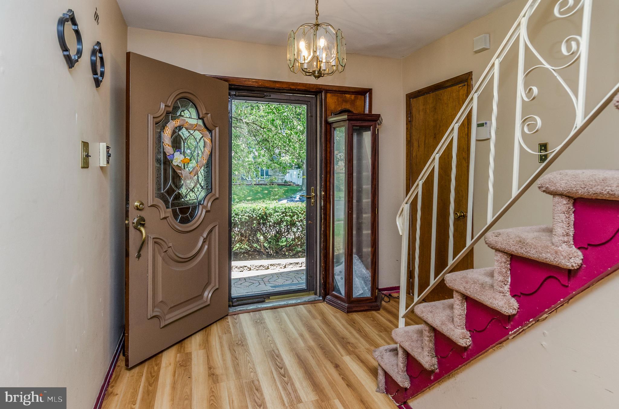 536 Fairhurst Road Fairless Hills, PA 19030 - Photo 23 of 38