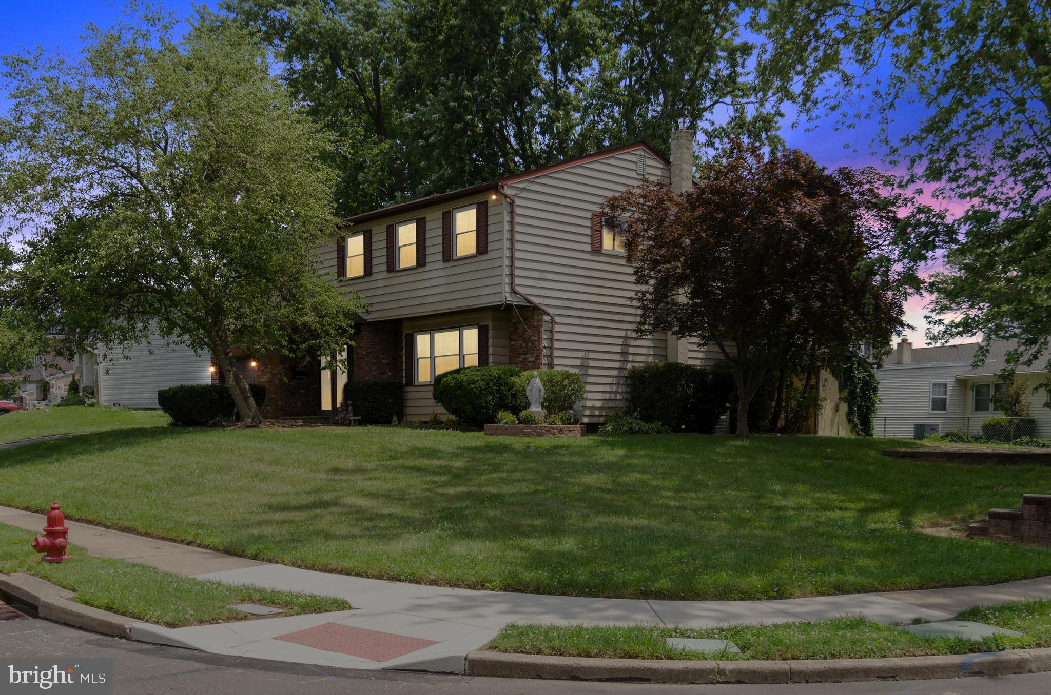 536 Fairhurst Road Fairless Hills, PA 19030 - Photo 31 of 38