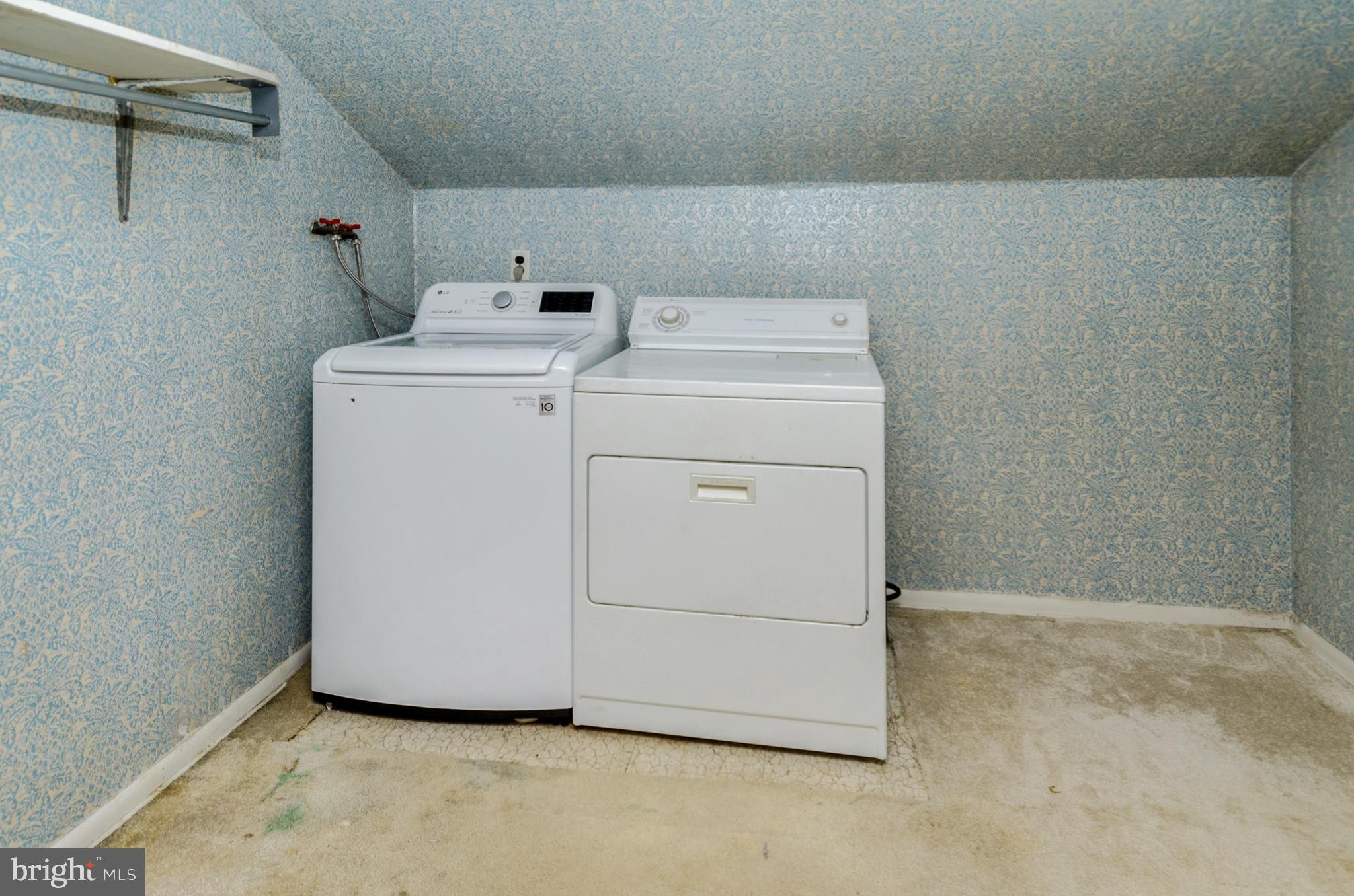 536 Fairhurst Road Fairless Hills, PA 19030 - Photo 37 of 38