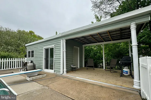 $395,000 | 2406 Railroad Street, Mahanoy Plane, PA 17949