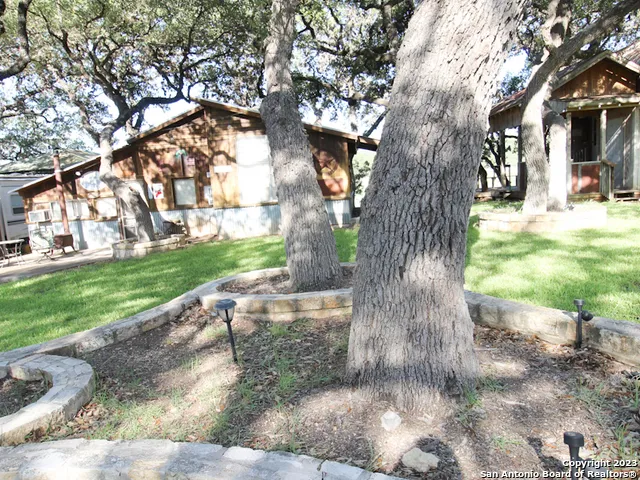 $1,400 | 955 Faurie Road, Unit CEDAR CABIN, Lakehills, TX 78063