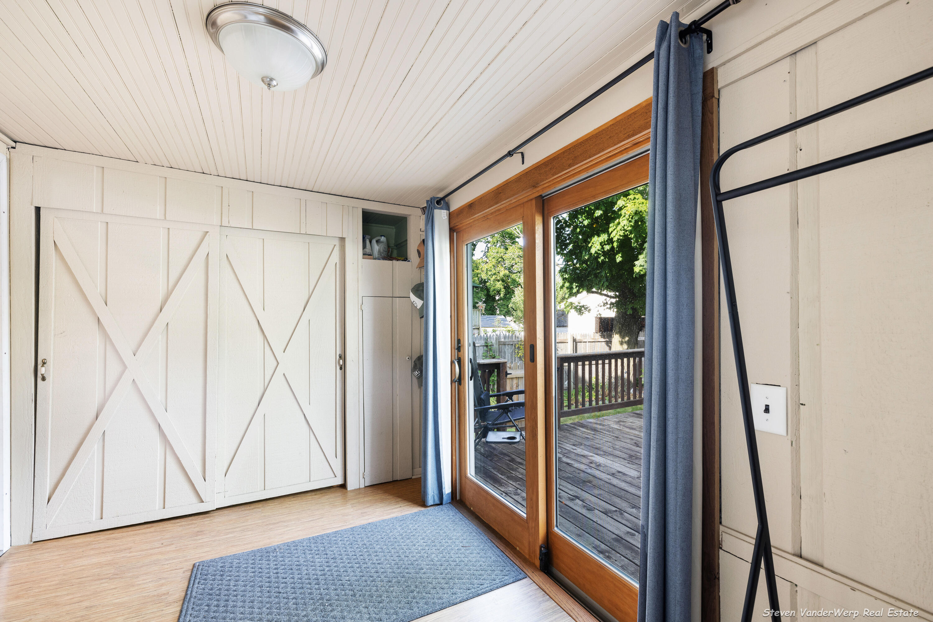 120 South Union Street Sparta, MI 49345 - Photo 19 of 38 120 s union-0021