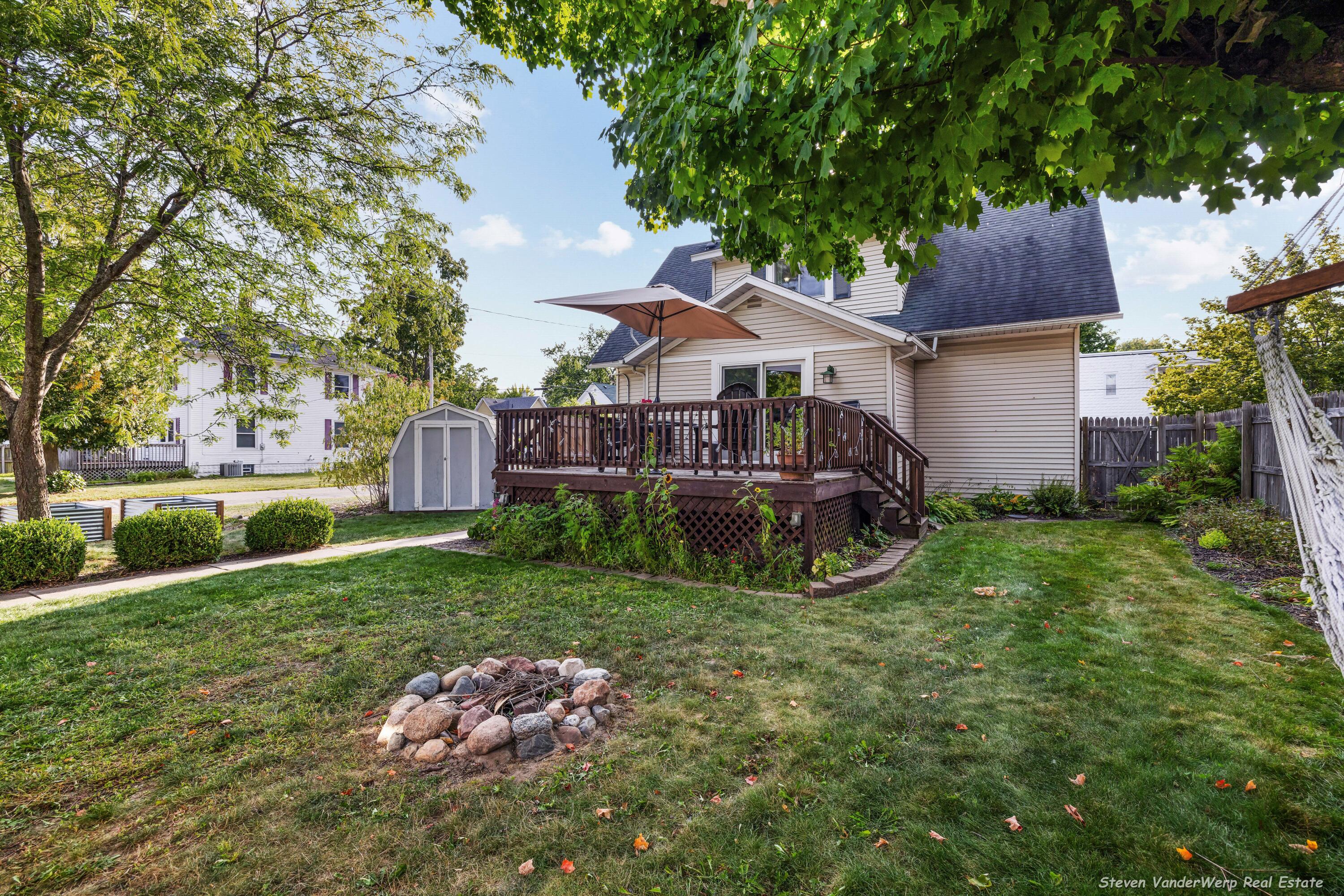 120 South Union Street Sparta, MI 49345 - Photo 33 of 38 120 s union-0038