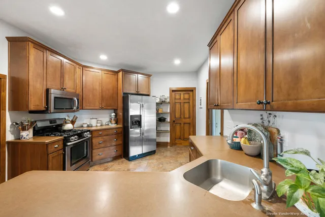 $275,000 | 120 South Union Street, Sparta, MI 49345