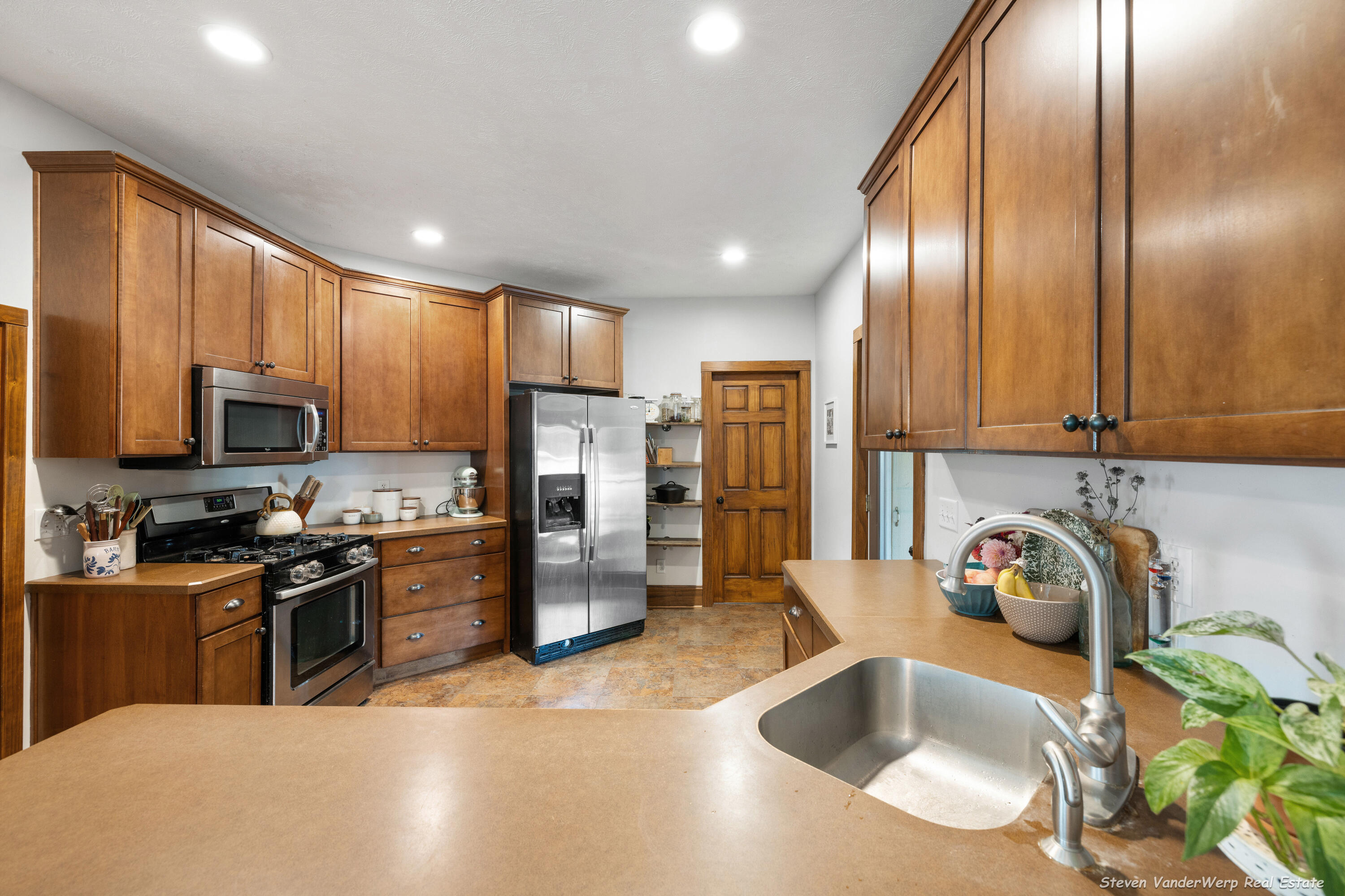 120 South Union Street Sparta, MI 49345 - Photo 10 of 38 120 s union-0015