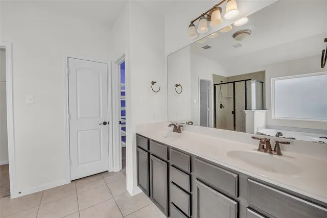 $290,000 | 1181 Violet Lane, Kyle, TX 78640