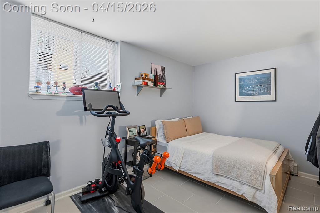 4913 Crooks Road, Unit G1 Royal Oak, MI 48073 - Photo 12 of 23