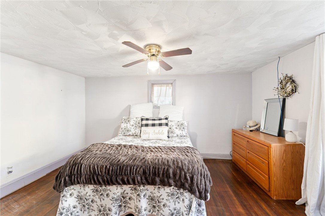 68 Appleton Street Cranston, RI 02910 - Photo 11 of 20