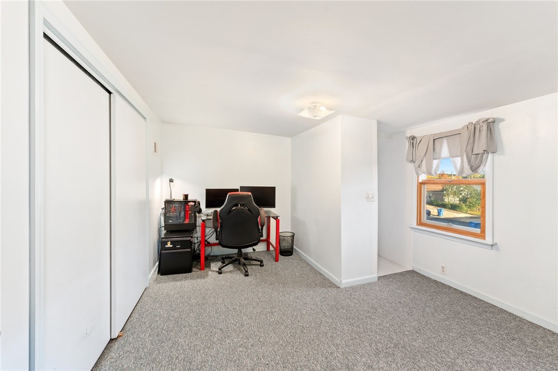 68 Appleton Street Cranston, RI 02910 - Photo 16 of 20