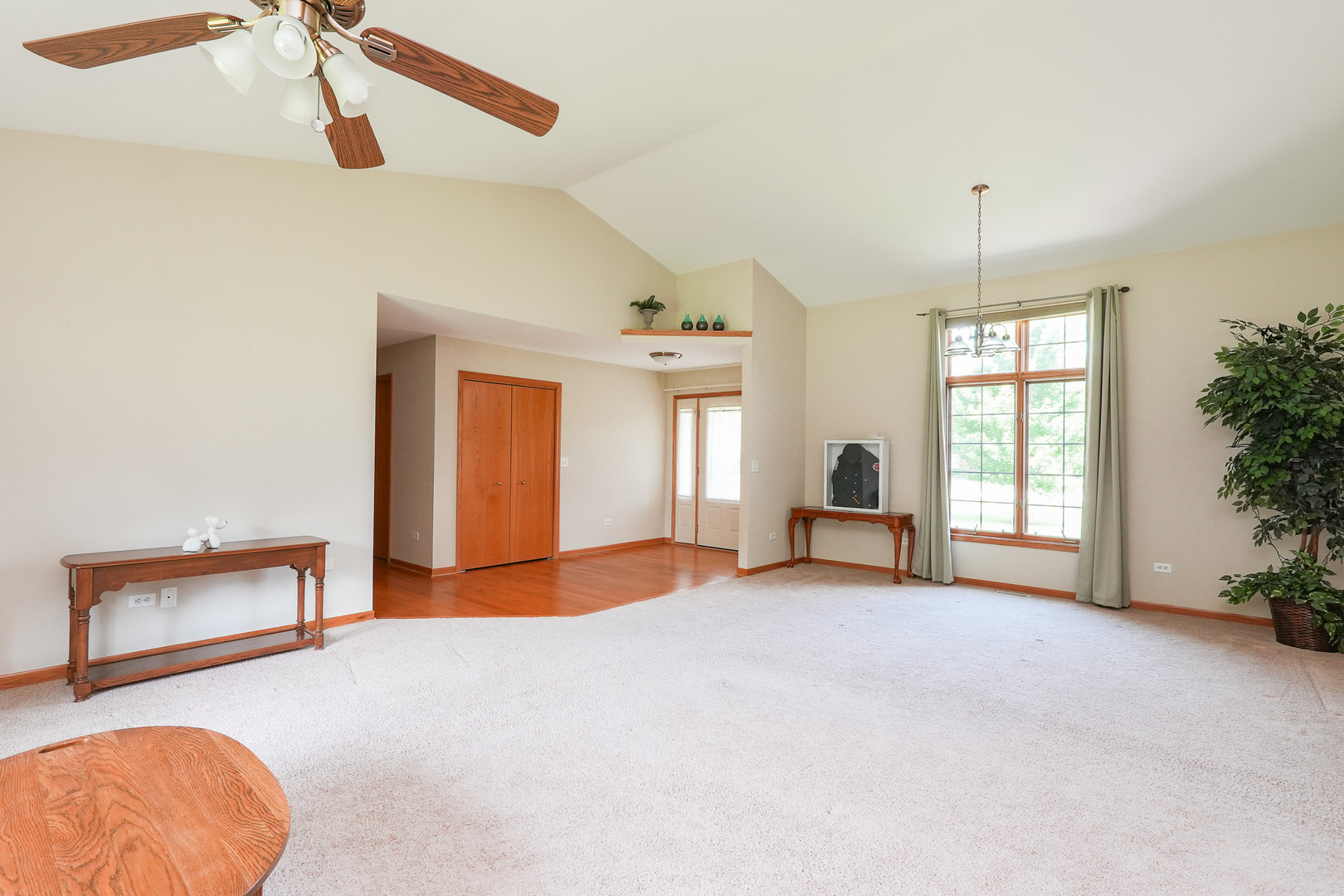415 East Southmor Road Morris, IL 60450 - Photo 17 of 60