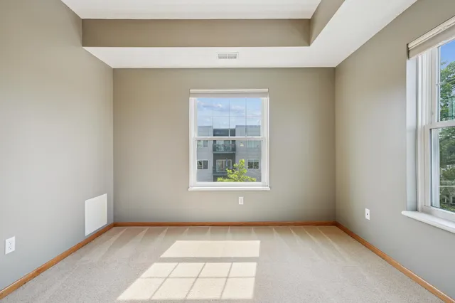 $209,900 | 4824 East 53rd Street, Unit 422, Minneapolis, MN 55417