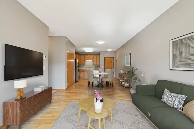 $209,900 | 4824 East 53rd Street, Unit 422, Minneapolis, MN 55417