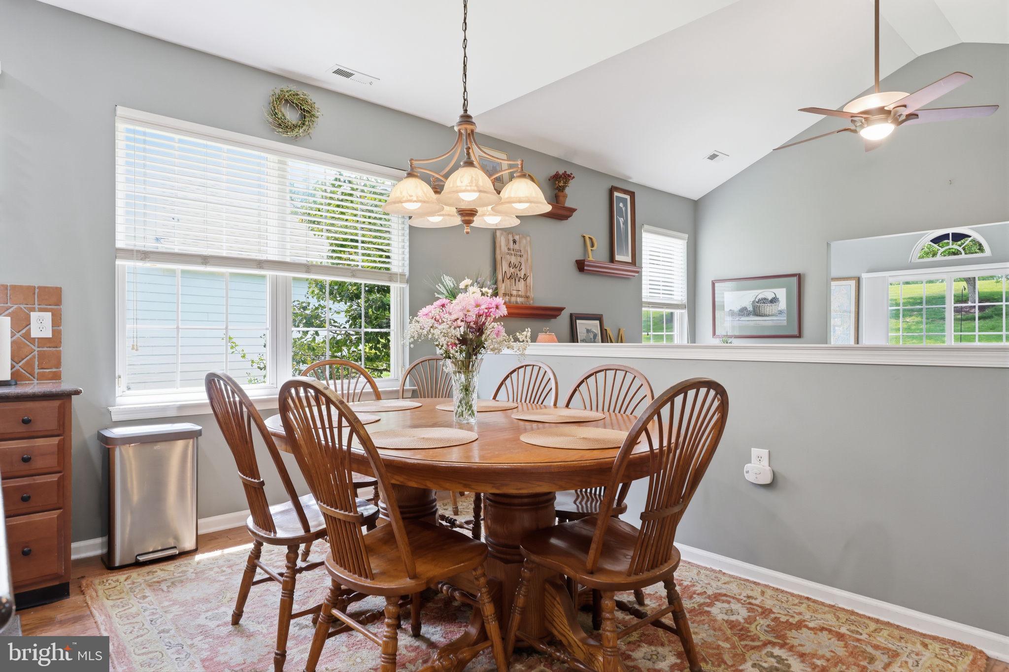 28 Bluebonnet Road Langhorne, PA 19047 - Photo 17 of 47 Breakfast area