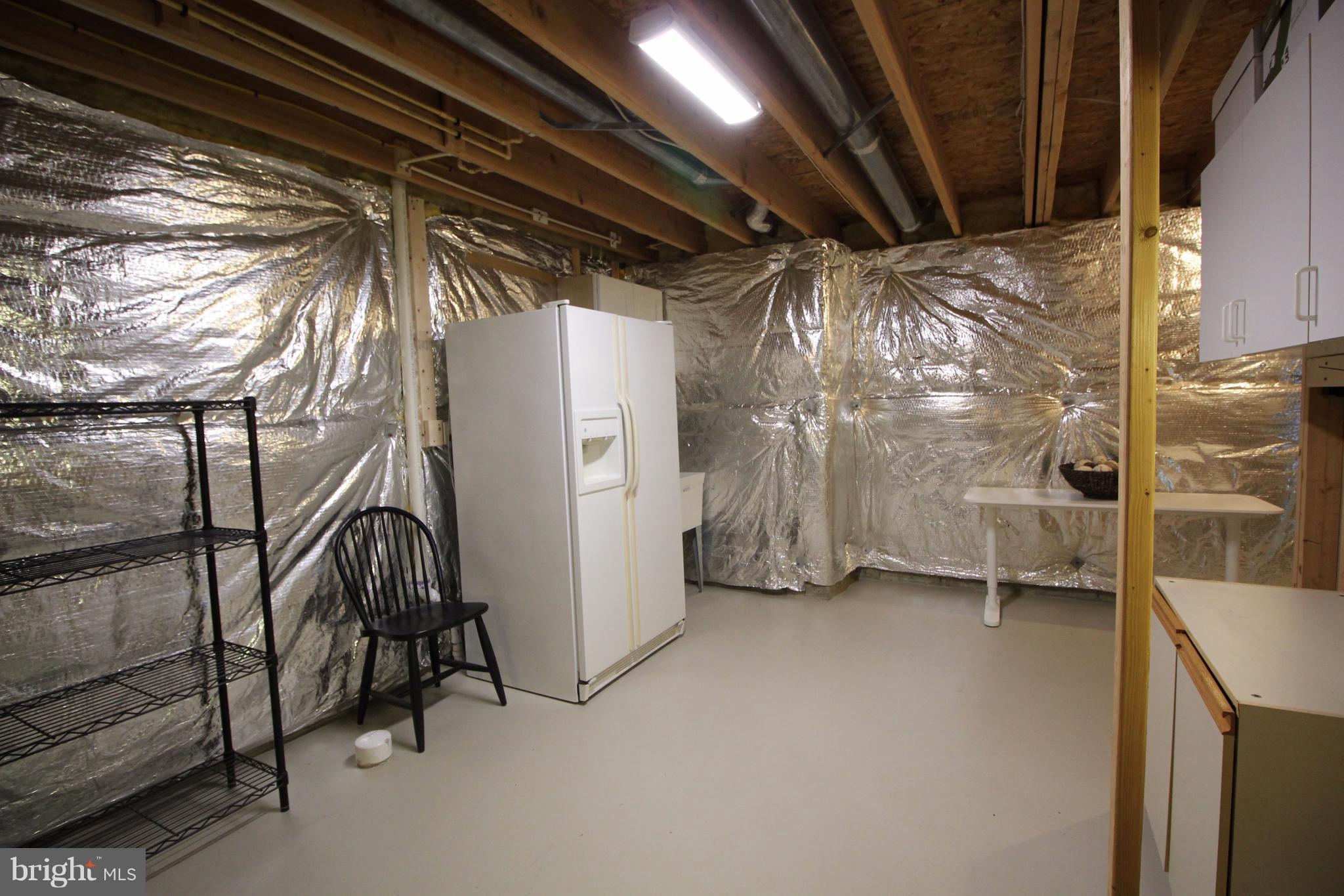 6095 Hanover Road Hanover, MD 21076 - Photo 23 of 30 a view of an empty room