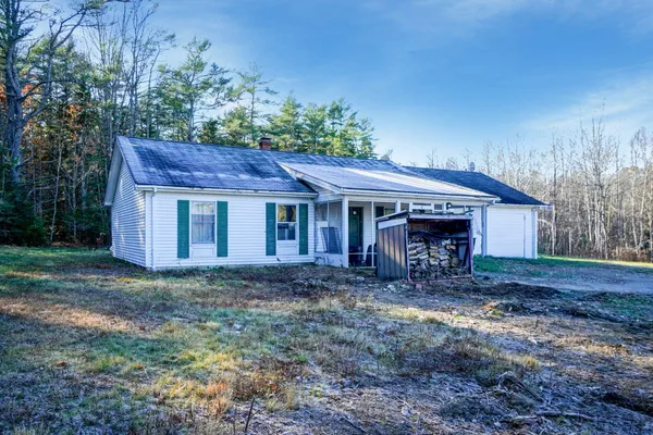 $299,000 | 8 Wawenock Road, Edgecomb, ME 04556