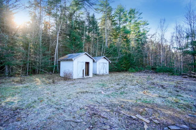$325,000 | 8 Wawenock Road, Edgecomb, ME 04556