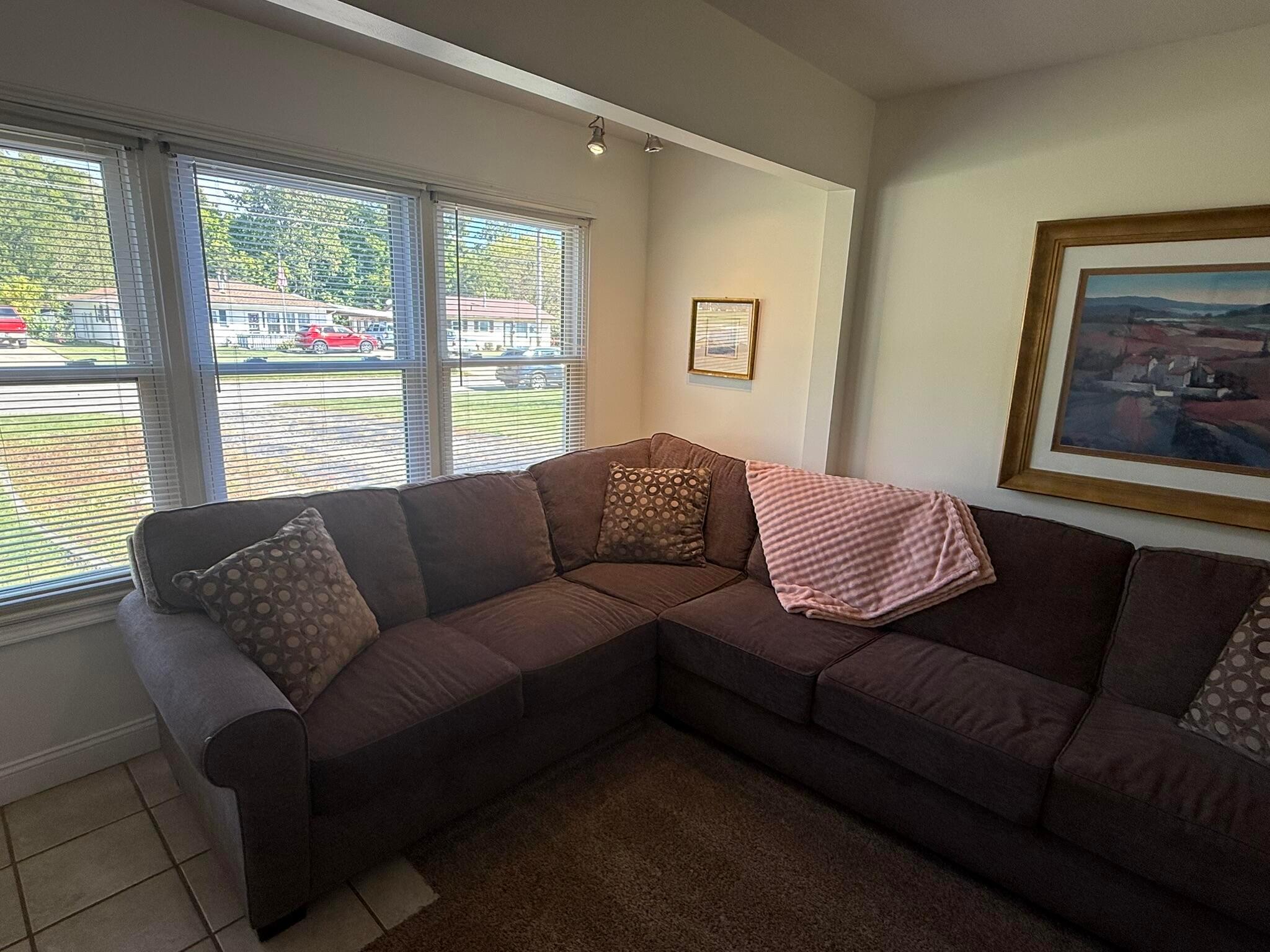 398 Greenlee Road Mansfield, OH 44907 - Photo 4 of 16 4