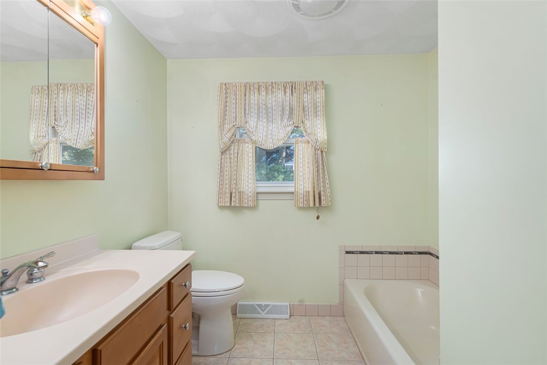53 Exchange Road West Warwick, RI 02893 - Photo 14 of 35